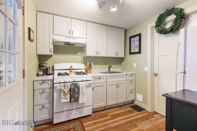 1232 N 8th Avenue, Bozeman, MT 59715