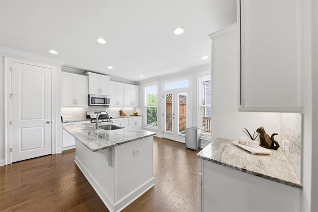 1421 Wisteria Wall Drive, Suwanee, GA 30024