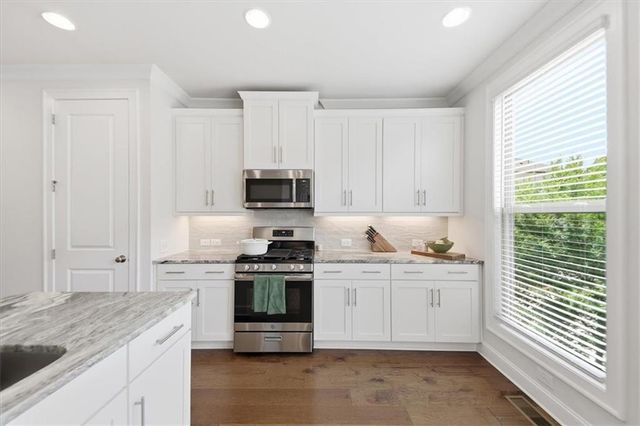 1421 Wisteria Wall Drive, Suwanee, GA 30024