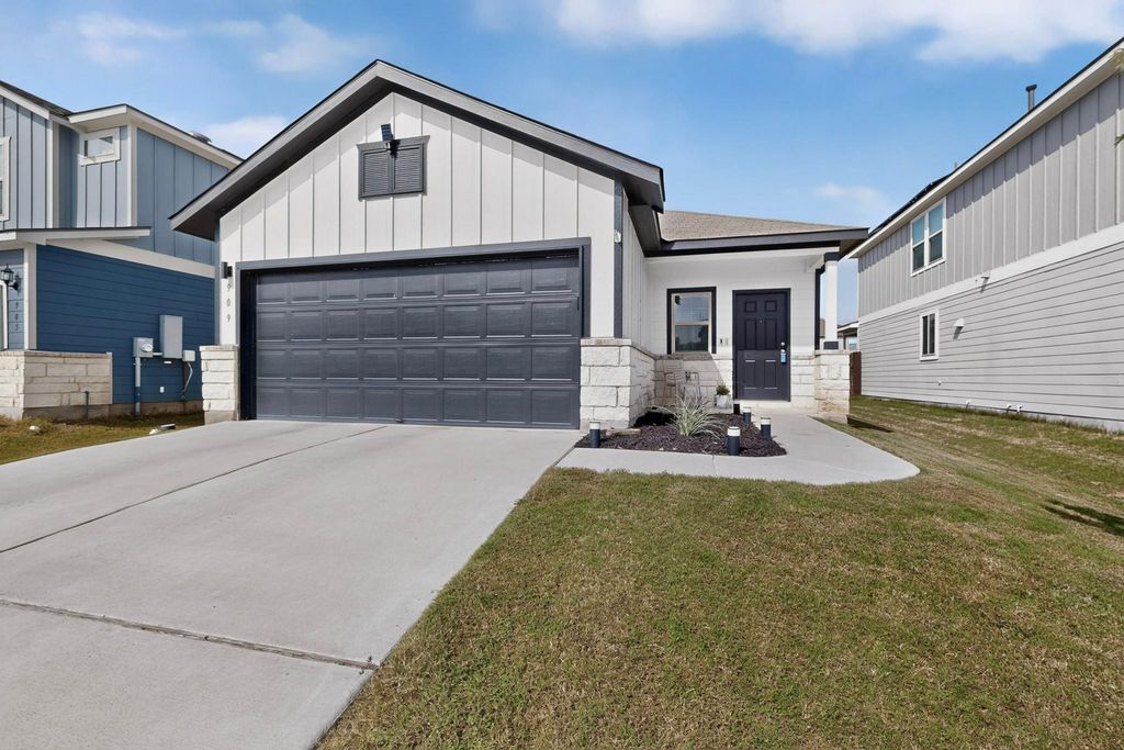 909 Black Alder ST, Georgetown, TX 78626