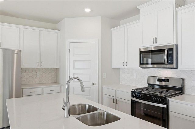 973 Penfold Point, Wellford, SC 29385