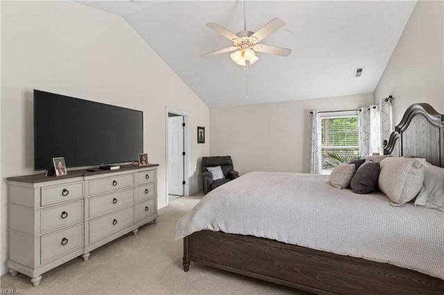 13408 Anchor CT, Carrollton, VA 23314