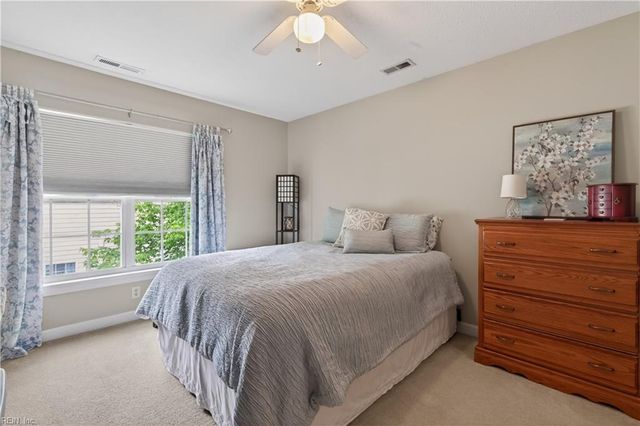 13408 Anchor CT, Carrollton, VA 23314
