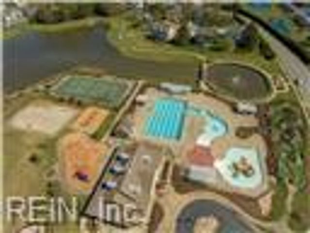 13408 Anchor CT, Carrollton, VA 23314