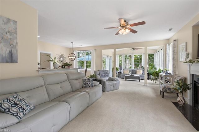 13408 Anchor CT, Carrollton, VA 23314
