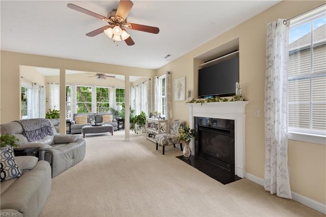 13408 Anchor CT, Carrollton, VA 23314