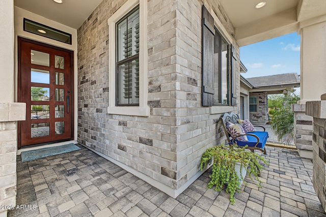16611 S 8TH Way, Phoenix, AZ 85048