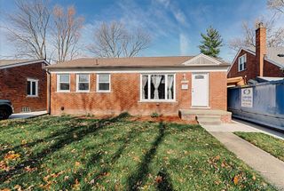 21813 Sunnyside Street, Saint Clair Shores, MI 48080