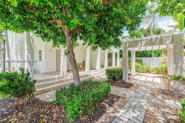 1043 SW 9th Ct F-1, Miami, FL 33130