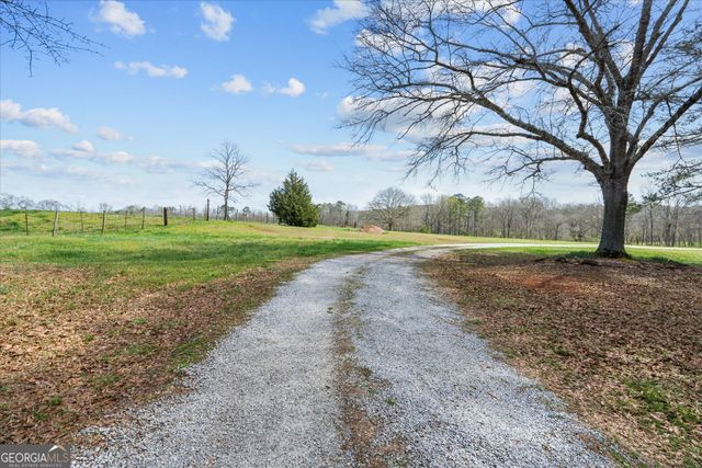 1789 County Road 16, Raonoke, AL 36274
