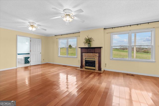 1789 County Road 16, Raonoke, AL 36274