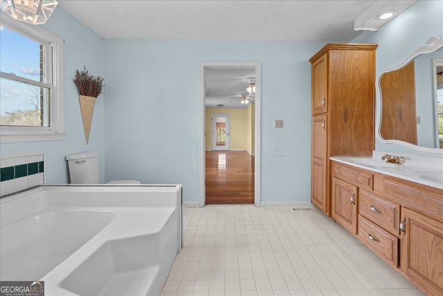 1789 County Road 16, Raonoke, AL 36274