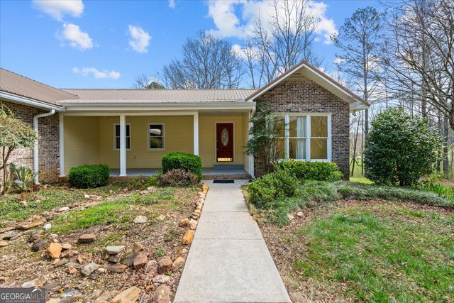 1789 County Road 16, Raonoke, AL 36274