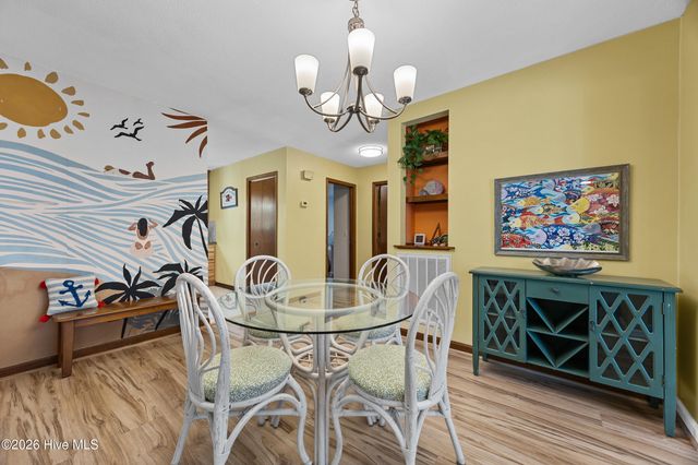 653 Hidden Valley Road, Wilmington, NC 28409