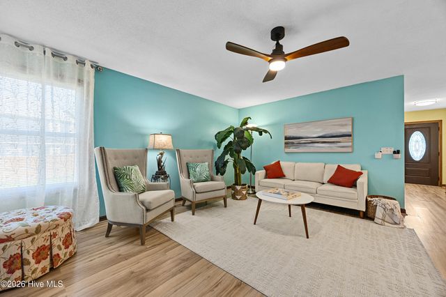 653 Hidden Valley Road, Wilmington, NC 28409