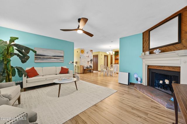 653 Hidden Valley Road, Wilmington, NC 28409