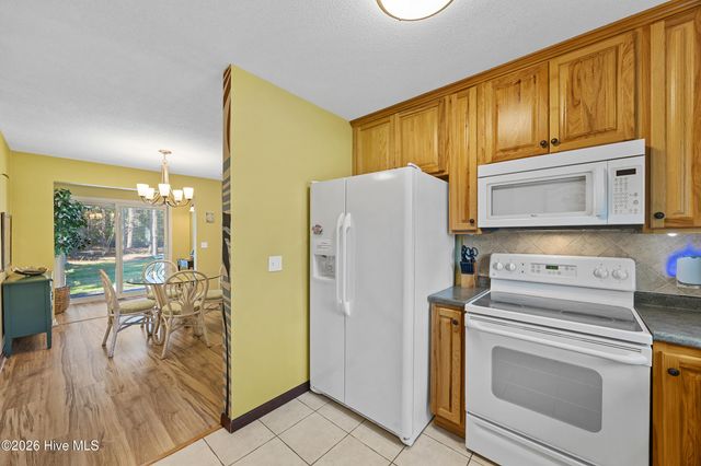 653 Hidden Valley Road, Wilmington, NC 28409
