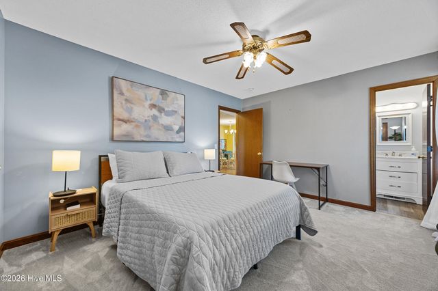 653 Hidden Valley Road, Wilmington, NC 28409