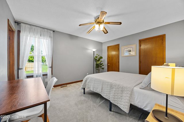 653 Hidden Valley Road, Wilmington, NC 28409