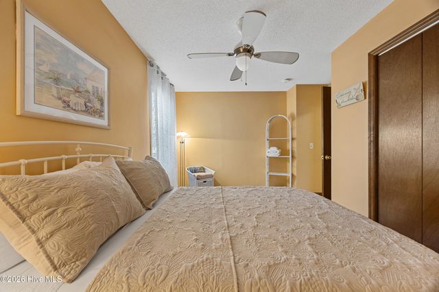 653 Hidden Valley Road, Wilmington, NC 28409