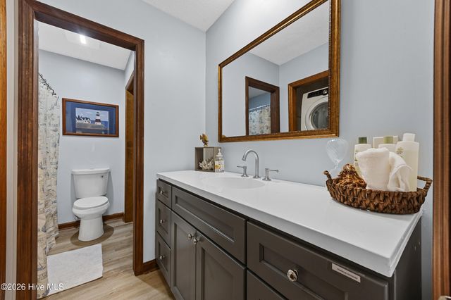 653 Hidden Valley Road, Wilmington, NC 28409