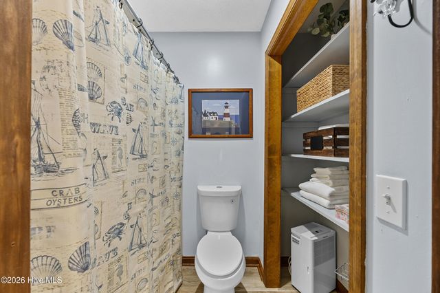 653 Hidden Valley Road, Wilmington, NC 28409