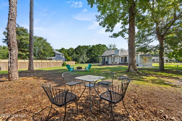 653 Hidden Valley Road, Wilmington, NC 28409