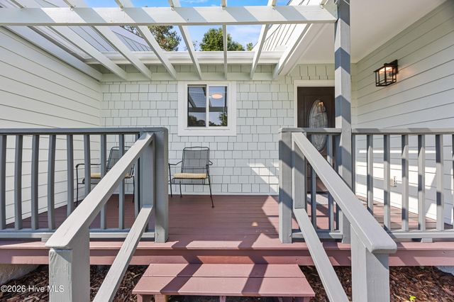 653 Hidden Valley Road, Wilmington, NC 28409