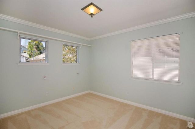 2546 Renata Court, Thousand Oaks, CA 91362
