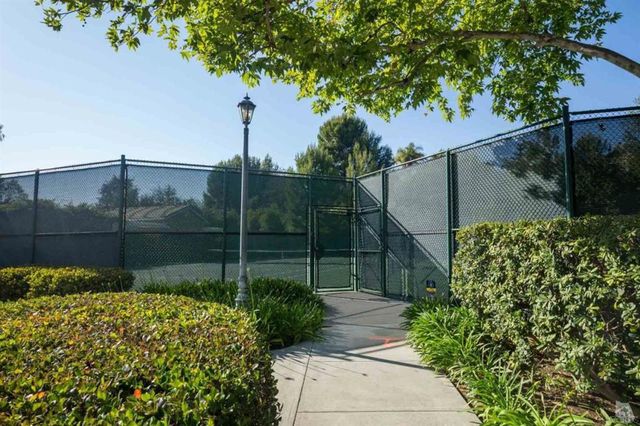 2546 Renata Court, Thousand Oaks, CA 91362