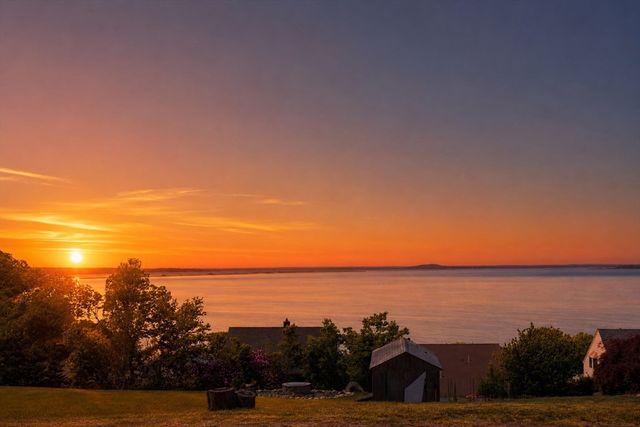 111 Rocky Hill Road, Plymouth, MA 02360