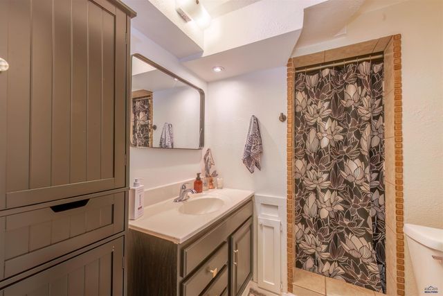 1706 TEPEE, Rapid City, SD 57702