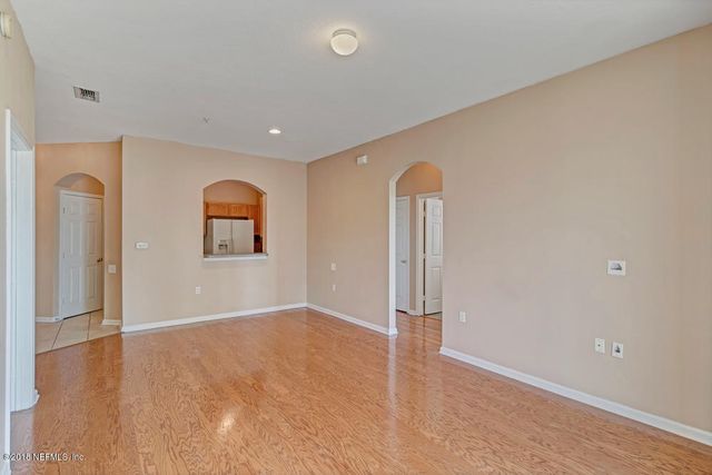 7990 BAYMEADOWS Road E 211, Jacksonville, FL 32256