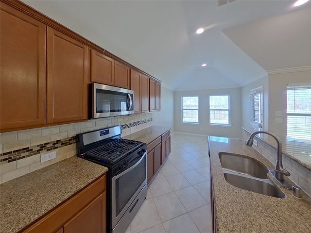 457 Peach Lane, Burleson, TX 76028