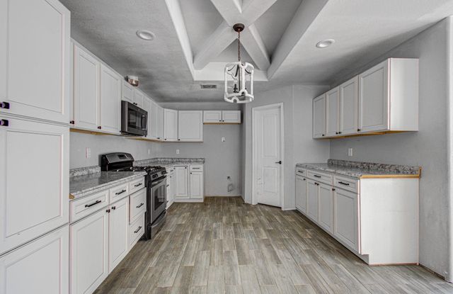 1499 County Road 393b, Alvin, TX 77511