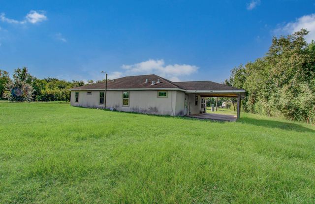 1499 County Road 393b, Alvin, TX 77511