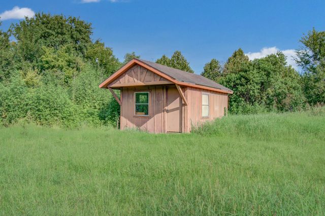 1499 County Road 393b, Alvin, TX 77511