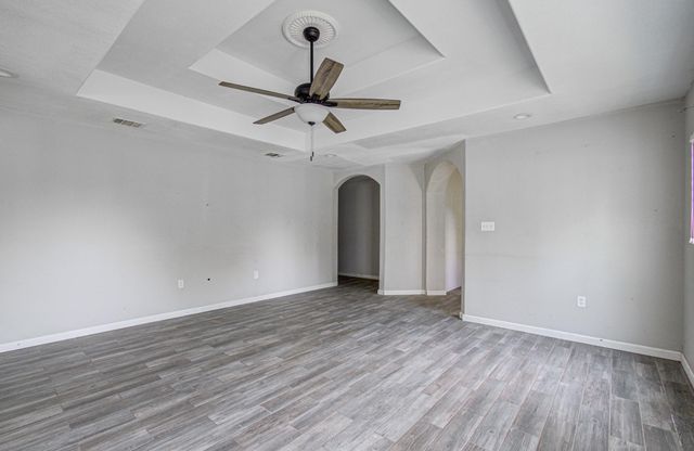 1499 County Road 393b, Alvin, TX 77511
