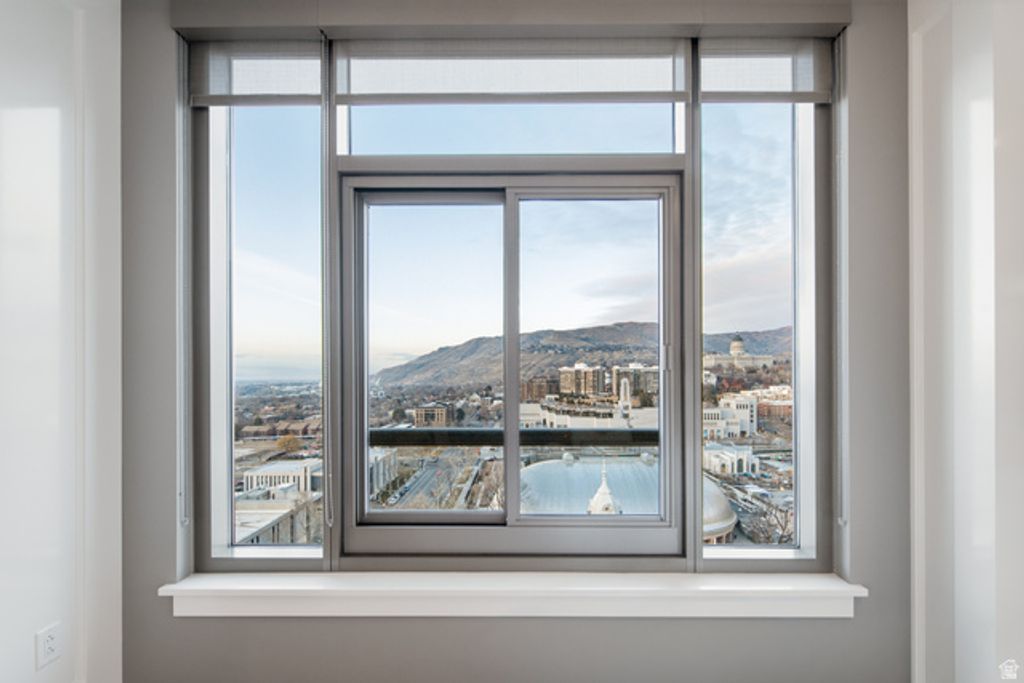 Image 10 of property listing at 99 W SOUTH TEMPLE ST #1607, Salt Lake City, UT 84101