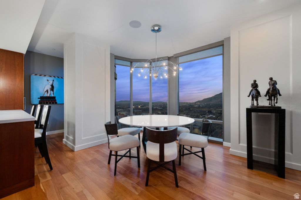 Image 16 of property listing at 99 W SOUTH TEMPLE ST #1607, Salt Lake City, UT 84101