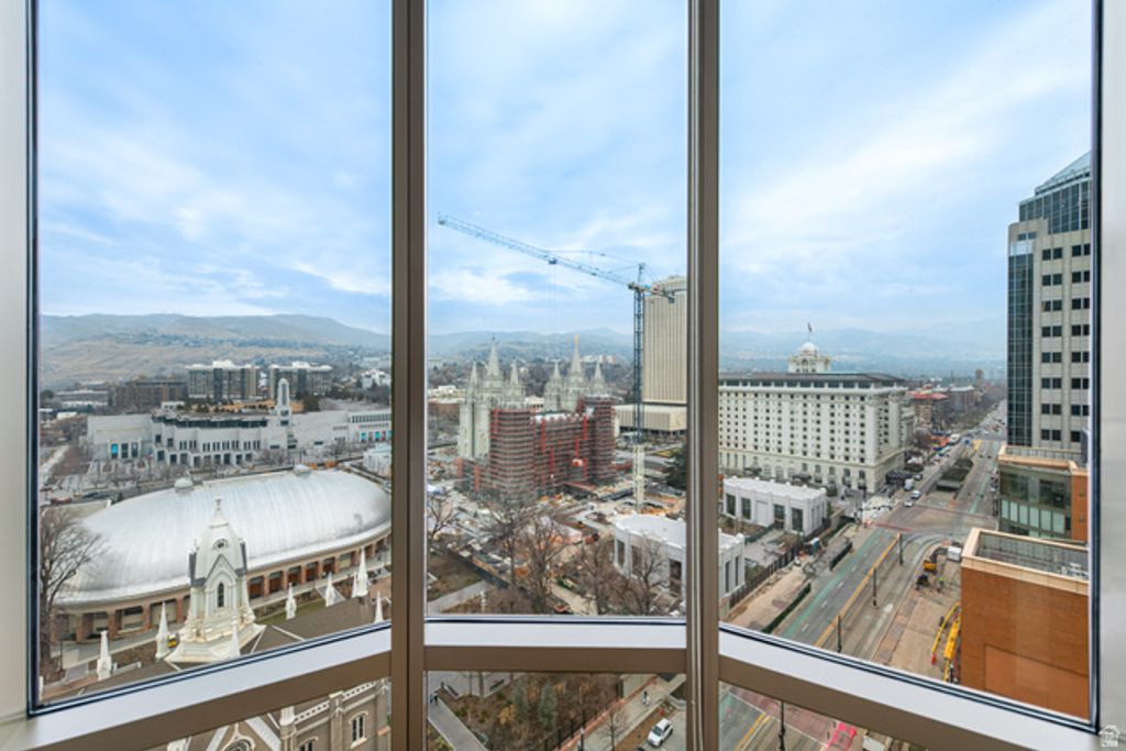Image 23 of property listing at 99 W SOUTH TEMPLE ST #1607, Salt Lake City, UT 84101