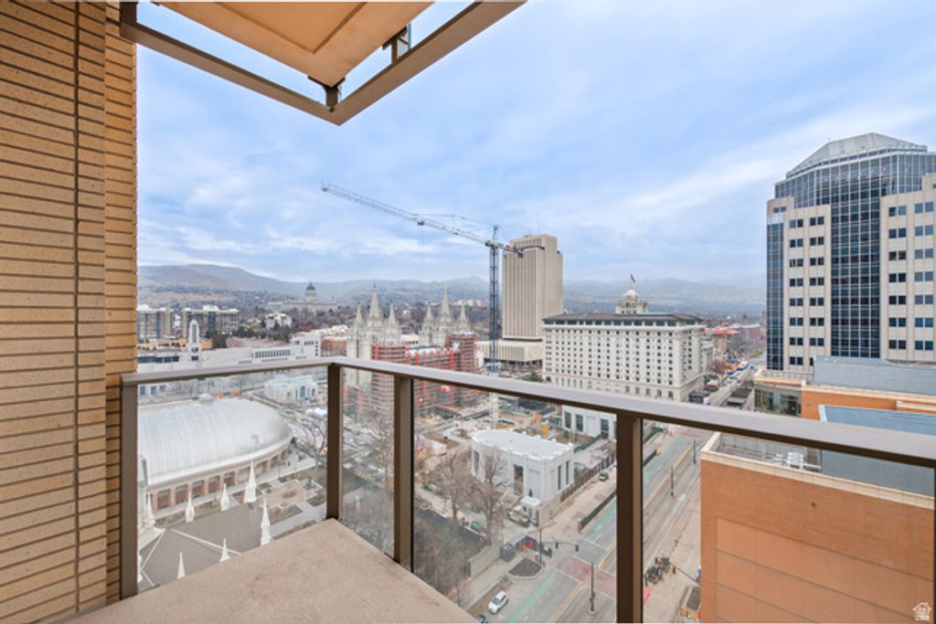 Image 28 of property listing at 99 W SOUTH TEMPLE ST #1607, Salt Lake City, UT 84101