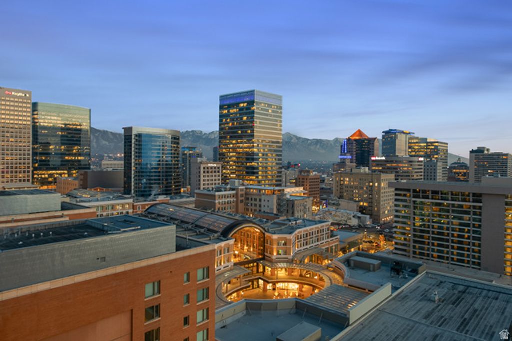 Image 35 of property listing at 99 W SOUTH TEMPLE ST #1607, Salt Lake City, UT 84101