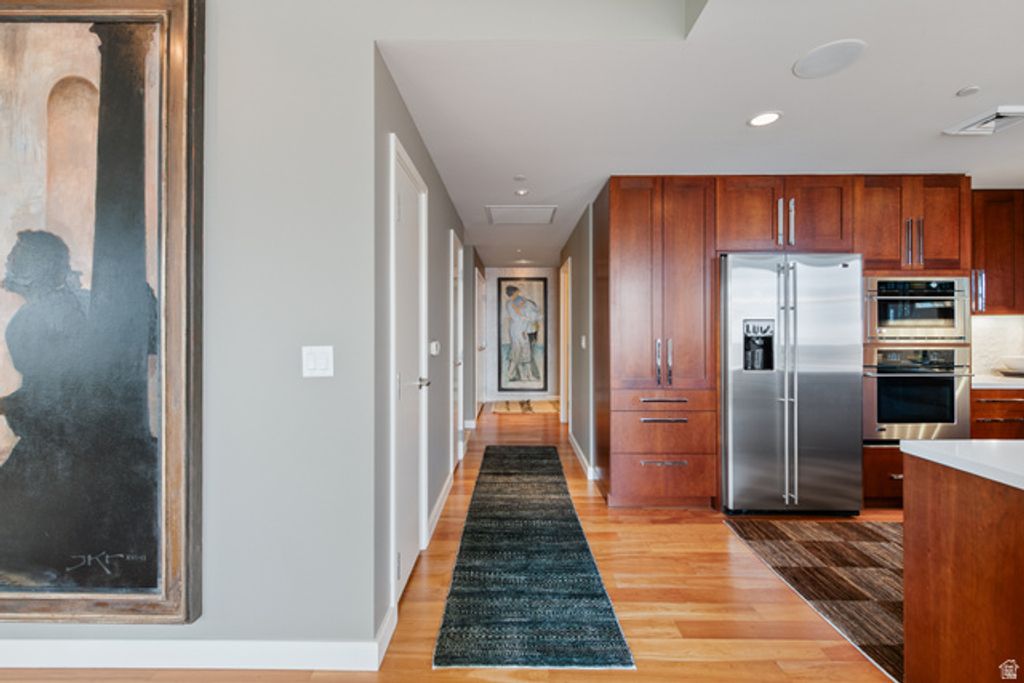 Image 5 of property listing at 99 W SOUTH TEMPLE ST #1607, Salt Lake City, UT 84101