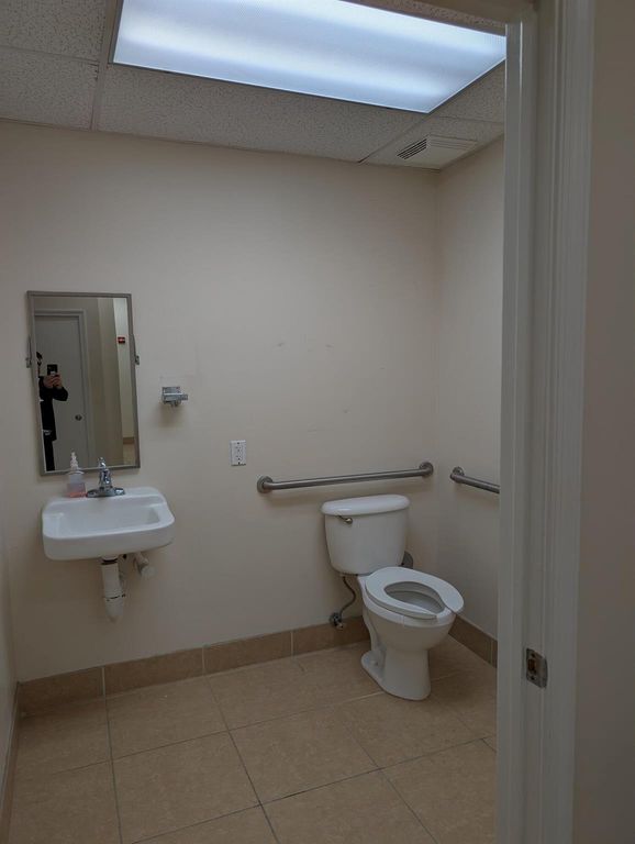 Image 10 of property listing at 601 N Congress 417 Avenue 417, Delray Beach, FL 33445