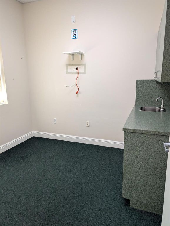 Image 9 of property listing at 601 N Congress 417 Avenue 417, Delray Beach, FL 33445