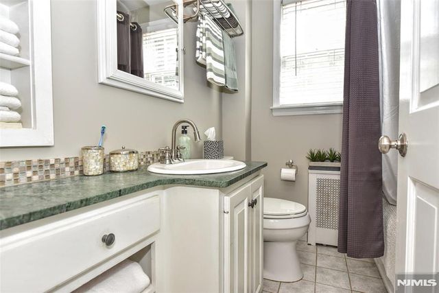3 4th Avenue, Westwood, NJ 07675