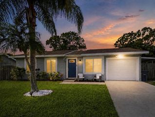 5396 Benjamin Avenue, Boynton Beach, FL 33472