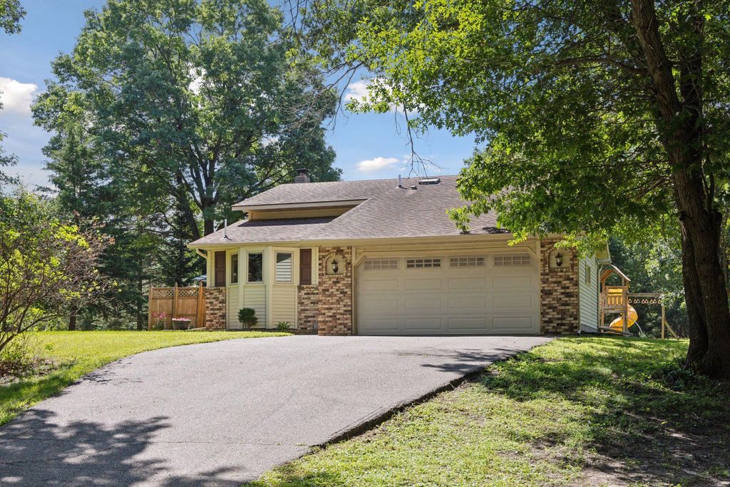 16373 226th Avenue NW, Elk River, MN 55330