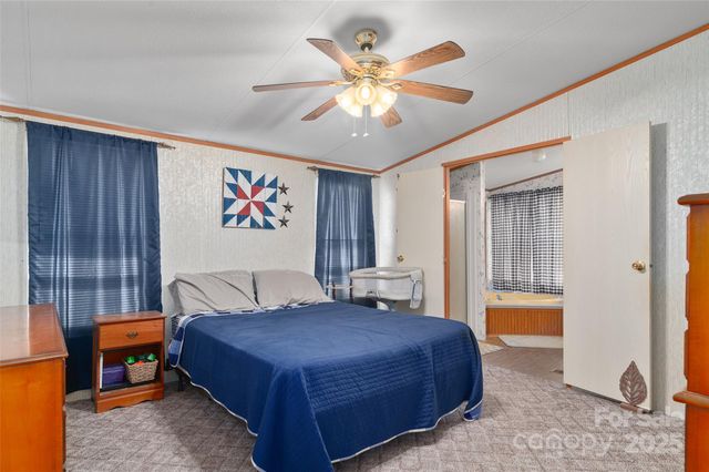 18 Dooley Drive, Canton, NC 28716